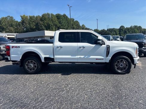 Used 2023 Ford F250 Limited w/ FX4 Off-Road Package AWD/4WD image 10