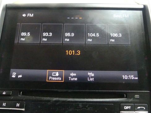 Used 2017 Porsche Cayenne Platinum Edition image 42