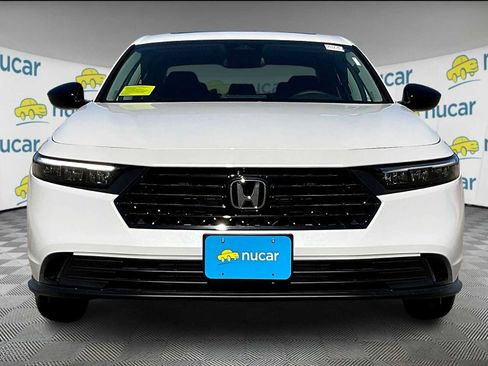 New 2025 Honda Accord SE image 3
