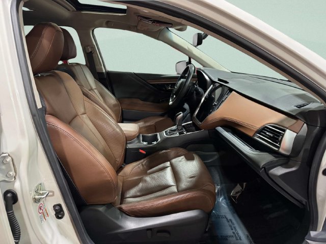 Used 2020 Subaru Outback Touring AWD/4WD image 28
