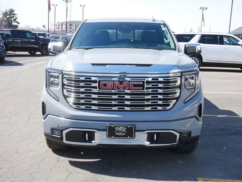 Used 2024 GMC Sierra 1500 Denali w/ Denali Reserve Package image 3