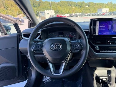 Certified 2024 Toyota Corolla SE FWD image 17