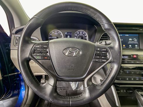 Used 2017 Hyundai Sonata Sport w/ Value Edition Package 02 image 13