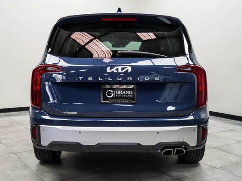Used 2024 Kia Telluride S w/ S Sunroof Package FWD image 8