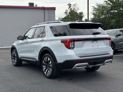 Used 2026 Ford Explorer Platinum w/ LUX Leather Package AWD/4WD image 24