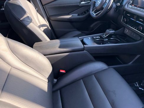 Certified 2022 Nissan Rogue SV w/ SV Premium Package FWD image 12
