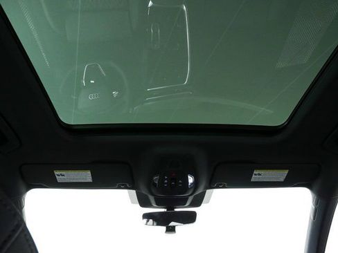 New 2026 Audi SQ5 Premium Plus image 21