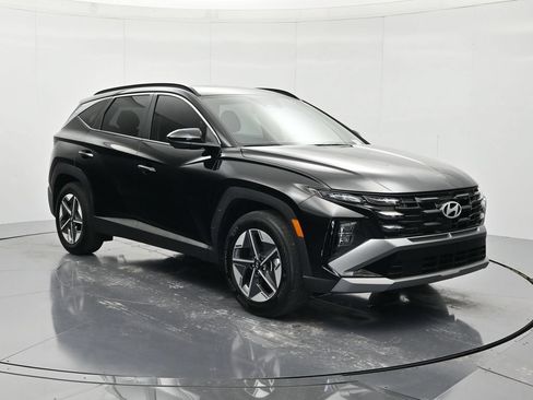 Used 2025 Hyundai Tucson SEL FWD image 3