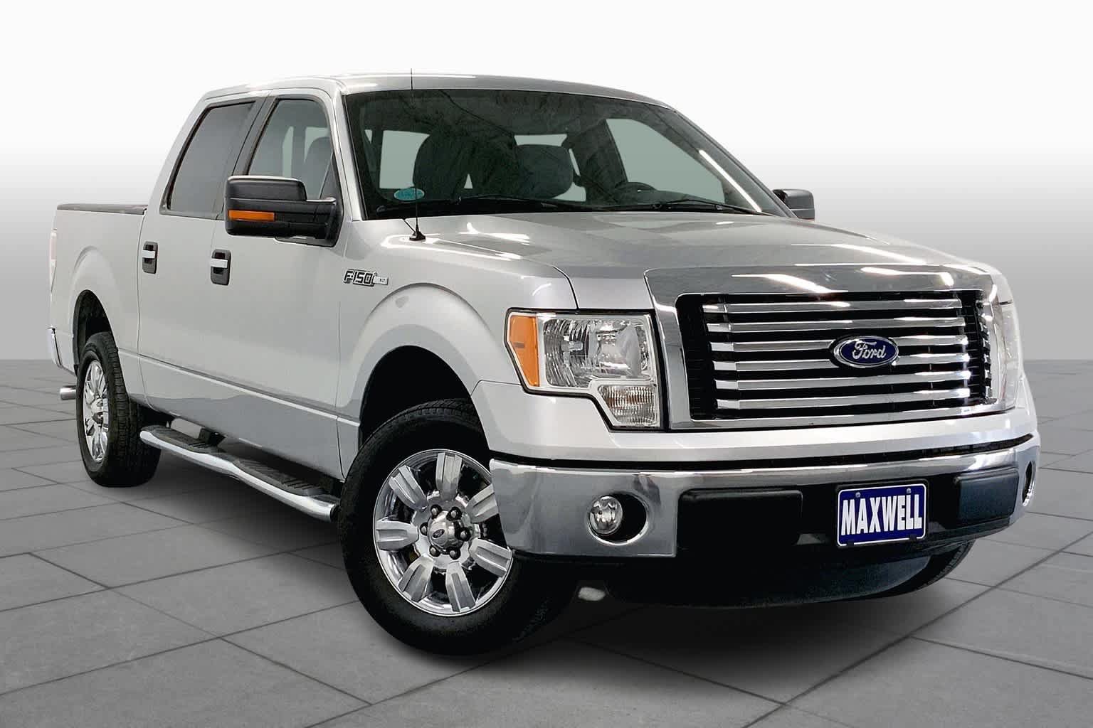 Used 2011 Ford F150 XLT w/ XLT Chrome Pkg RWD image 2