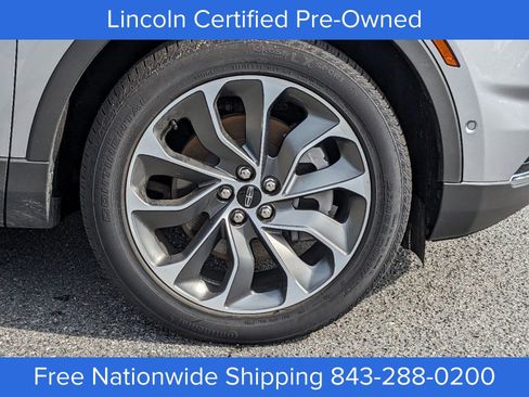 Certified 2023 Lincoln Nautilus Reserve w/ Equipment Group 201A image 12