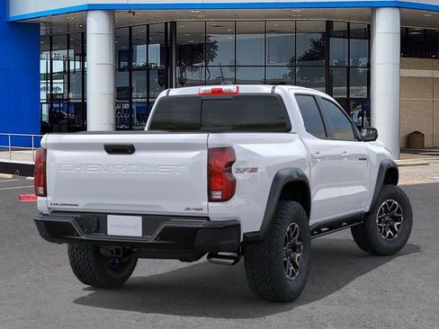 New 2026 Chevrolet Colorado ZR2 w/ Technology Package AWD/4WD image 4
