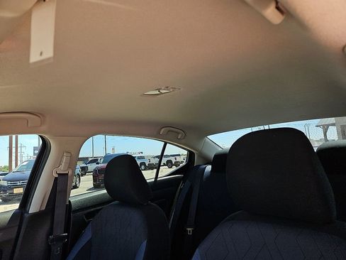 Used 2023 Nissan Versa SV FWD image 21