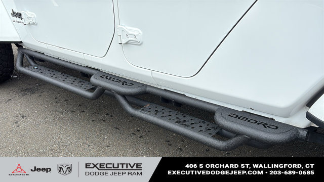 Used 2022 Jeep Gladiator Sport AWD/4WD image 9