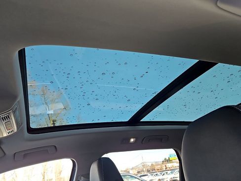 Certified 2025 Volkswagen Taos SEL image 16