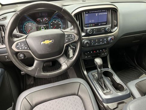 Certified 2022 Chevrolet Colorado Z71 w/ Z71 Midnight Edition AWD/4WD image 14