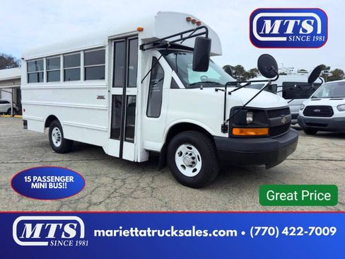 Used 2007 Chevrolet Express 3500 w/ School Bus Package RWD image 1