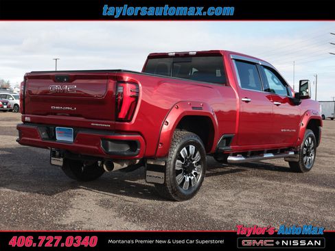 Used 2024 GMC Sierra 3500 Denali w/ Denali Reserve Package image 4