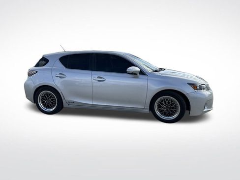 Used 2011 Lexus CT 200h image 5