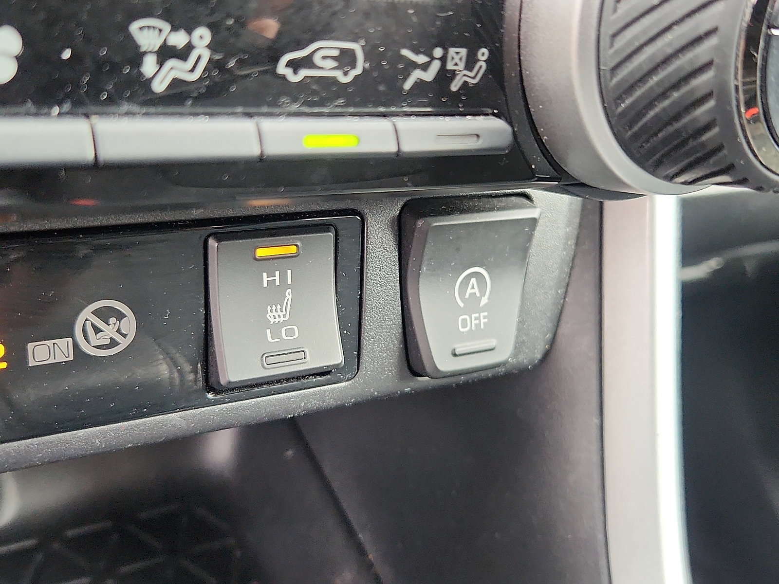 Used 2024 Toyota RAV4 XLE w/ Convenience Package AWD/4WD image 25
