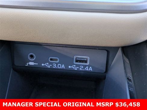 Used 2025 Subaru Legacy Limited image 32