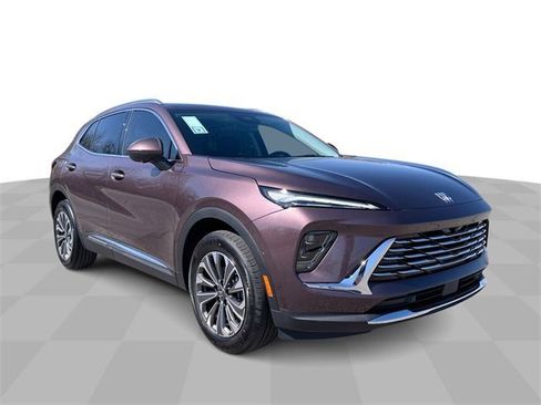 New 2025 Buick Envision Preferred image 2