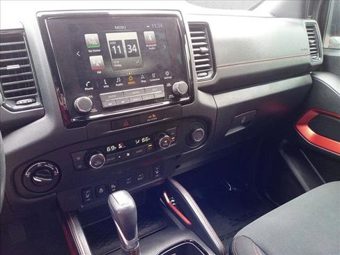 Used 2022 Nissan Frontier PRO-4X AWD/4WD image 21