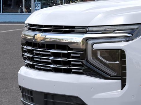 New 2026 Chevrolet Suburban Premier AWD/4WD image 13
