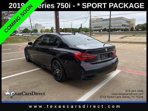Used 2019 BMW 750i w/ Luxury Rear Seating Package image 5
