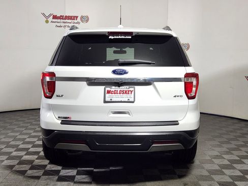 Used 2019 Ford Explorer XLT w/ Equipment Group 201A image 6