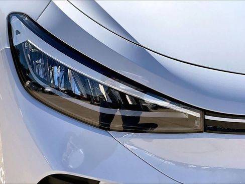 Used 2021 Volkswagen ID.4 Pro image 27