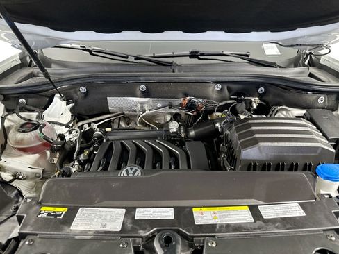 Certified 2022 Volkswagen Atlas SE image 28