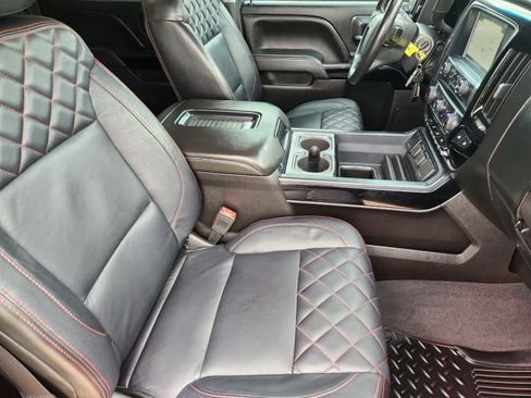 Used 2018 Chevrolet Silverado 1500 LT w/ All Star Edition AWD/4WD image 18