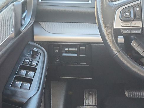 Used 2015 Subaru Legacy 2.5i Premium image 13