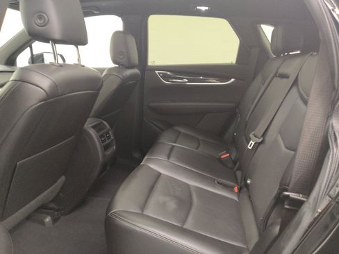 Used 2021 Cadillac XT5 Premium Luxury FWD image 18