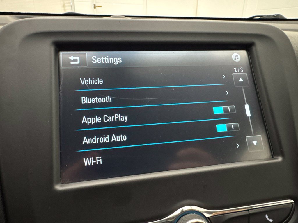 Used 2018 Chevrolet Equinox LT FWD image 26