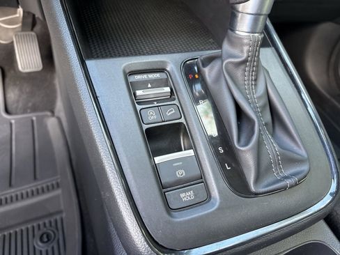 Used 2024 Honda CR-V LX image 26
