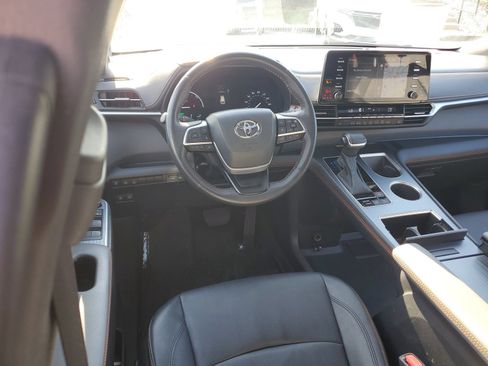 Certified 2024 Toyota Sienna XSE w/ XSE Plus Package AWD/4WD image 11