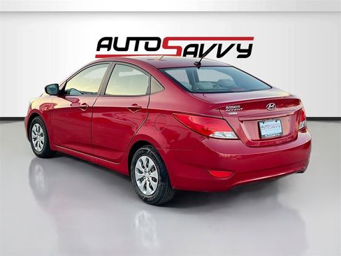 Used 2017 Hyundai Accent SE image 5