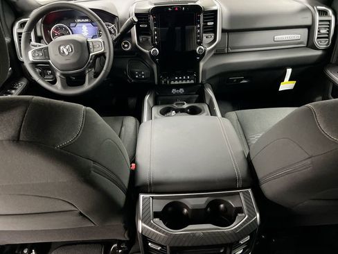 New 2026 RAM 2500 Big Horn AWD/4WD image 10