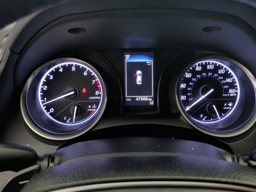 Used 2020 Toyota Camry SE FWD image 29