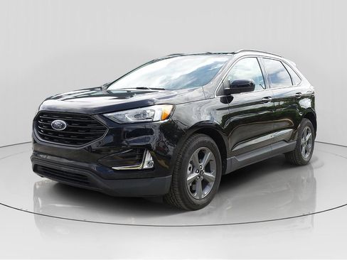 Used 2022 Ford Edge SEL w/ Sport Appearance Package AWD/4WD image 3