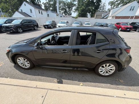 Used 2023 Toyota Corolla SE FWD image 5