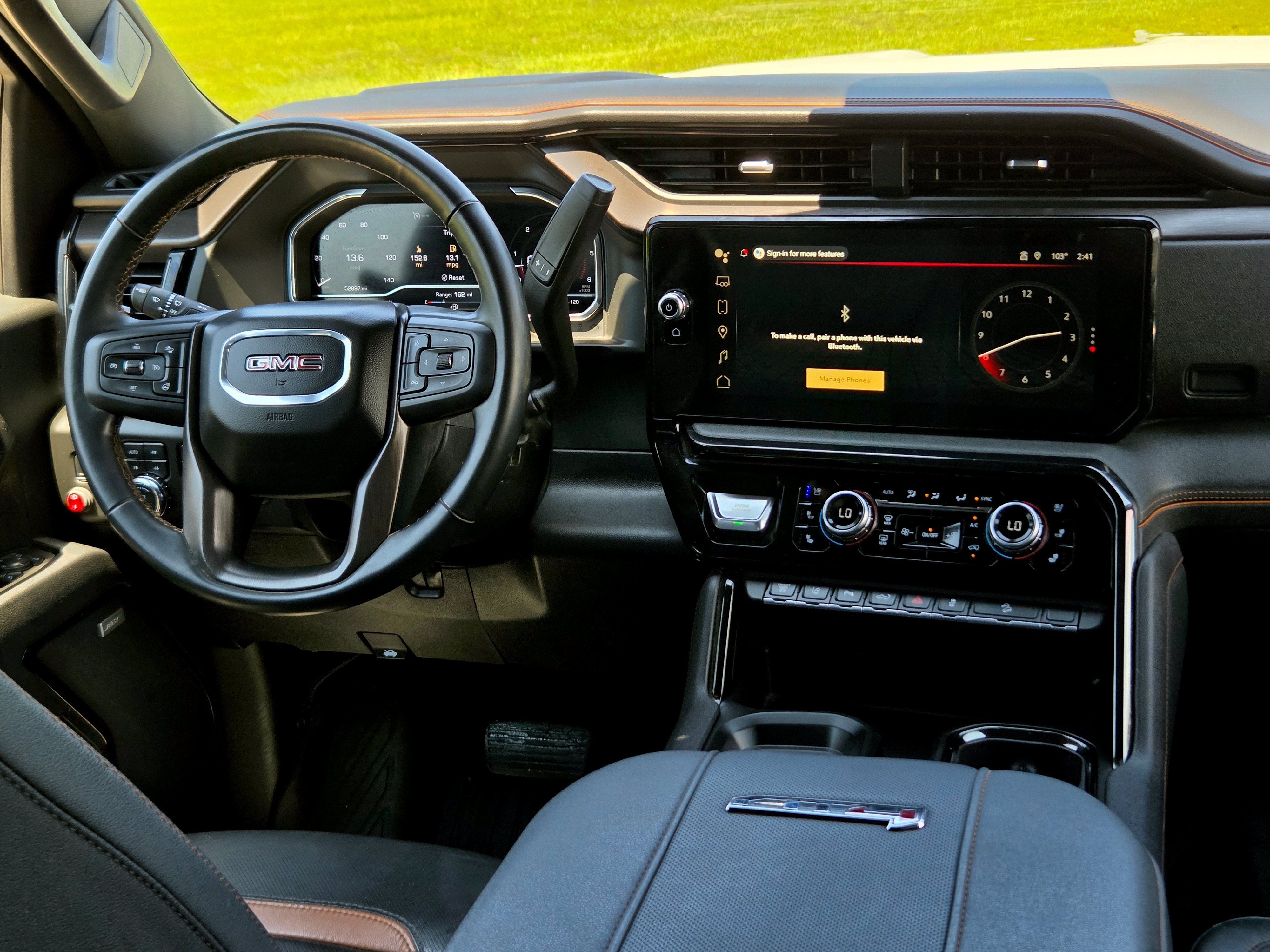 Used 2025 GMC Sierra 2500 AT4 w/ AT4 Premium Plus Package AWD/4WD image 48