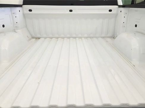 Used 2024 Chevrolet Silverado 1500 LT image 19