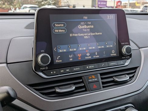 Used 2025 Nissan Altima 2.5 SR image 13