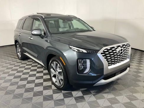 Used 2022 Hyundai Palisade SEL w/ Convenience Package image 3