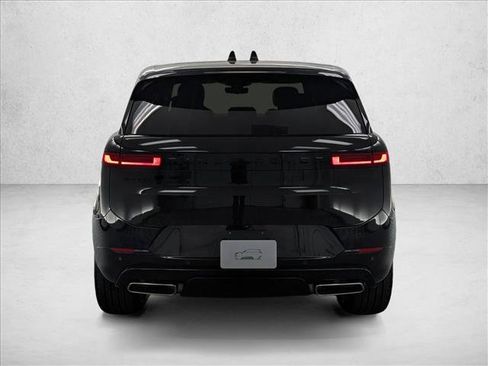 New 2026 Land Rover Range Rover Sport Dynamic SE AWD/4WD image 8