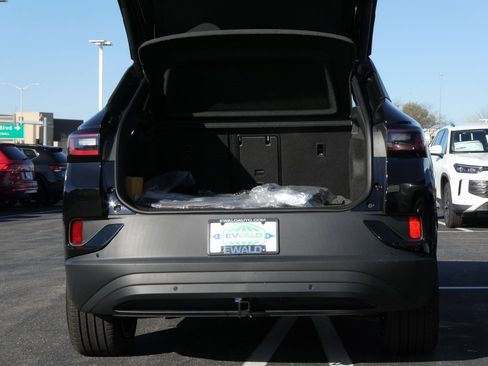 New 2025 Volkswagen ID.4 Pro S image 21