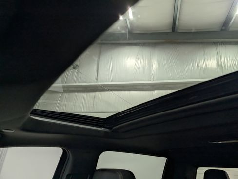 Used 2024 GMC Sierra 1500 AT4 w/ AT4 Premium Package image 31