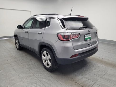 Used 2020 Jeep Compass Latitude w/ Cold Weather Group FWD image 5